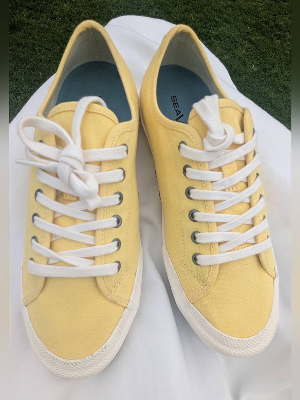 SeaVees Monterey Sneaker Pineapple Yellow Size 8.5 Canvas - Picture 3 of 10